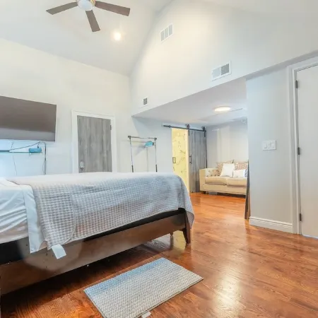 Beautiful cozy loft in Montclair, NJ