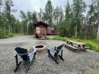 Cozy pet friendly cabin with stand alone sauna near Willow and Talkeetna Alaska
