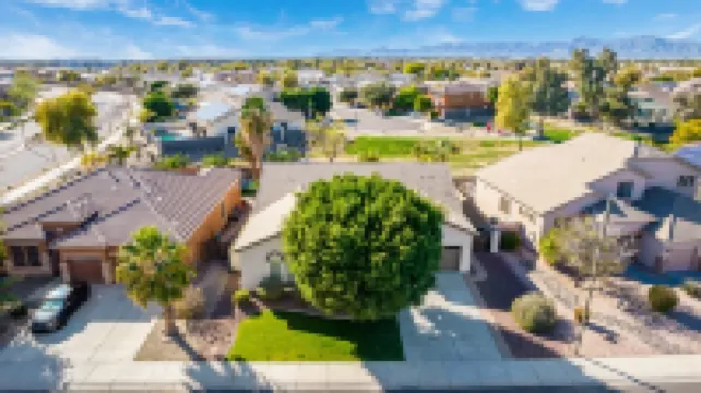 Hole in One with pool and putting green!