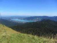 Sunny 100 sqm apartment for 4 people, garden, garage / near the lake Hotel a Bad Wiessee