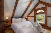 RIVER! Hot tub, Movie theater, Sauna, Massage chair