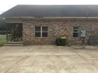 cozy, quiet, rural hideaway close to everything south