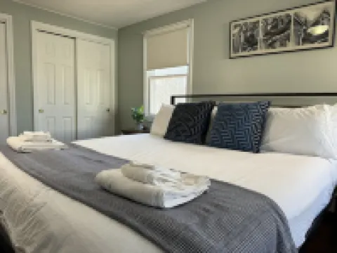 Norwood Luxe Suite-  Pet friendly & Commuter friendly โรงแรมในนอร์วูด