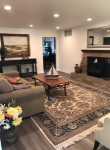 Spacious remodeled House off Main Street