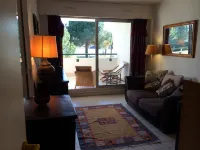 2 ROOMS+CABIN- SWIMMING POOL- TERRACE SOUTH- NICE VIEW ON THE LAKE, WIFI, NEAR GOLF COURSE