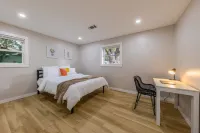 Sahara Sunsets: Modern Design Meets Quiet Luxury