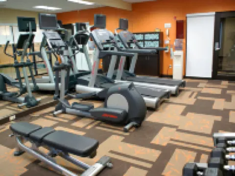 コートヤード バイ マリオット ピッツバーグ モンローヴィル モンロービルのホテル