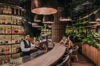 Dusit Thani Laguna Singapore - 5-Star