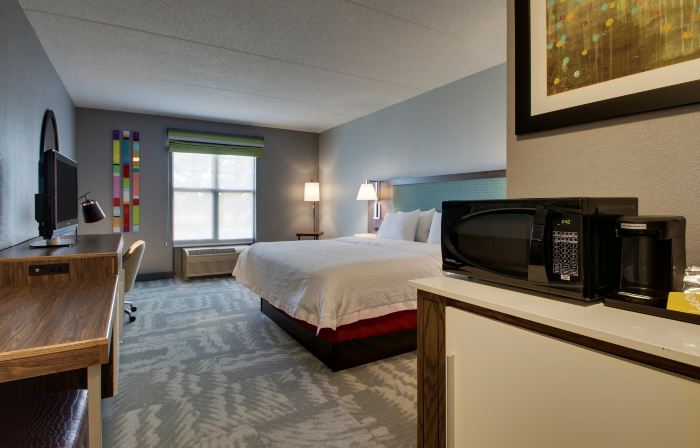 Hampton Inn & Suites Chicago/Aurora
