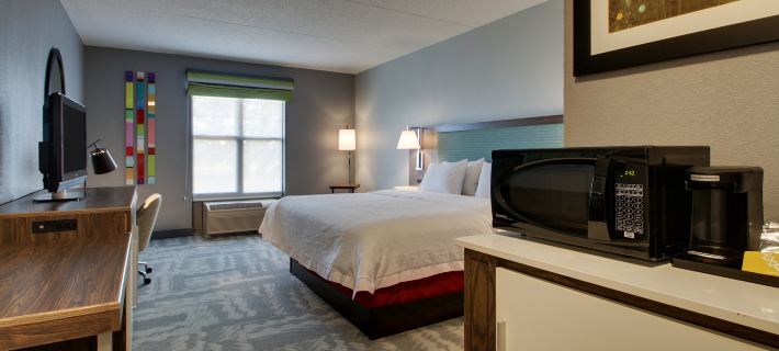 Hampton Inn & Suites Chicago/Aurora Hotels in Кейн