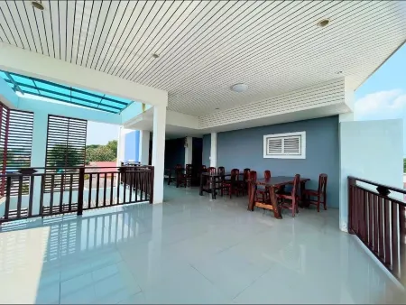 Pran Crescent Отели рядом с достопримечательностью «Pranburi Mongrove Forest»