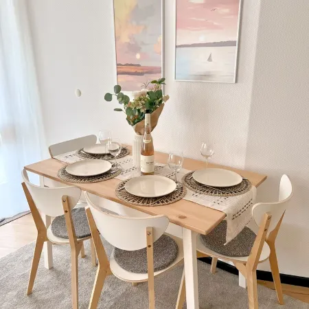 JUPAS° Trier| Boho Home with balcony & parking lot