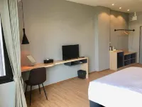 Sans Hotel - 3-Star