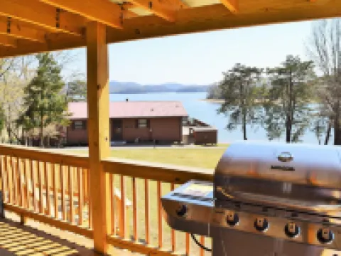 The Lake House     Lake front/Private Dock/ Sleeps 12 Hotels in Grainger County
