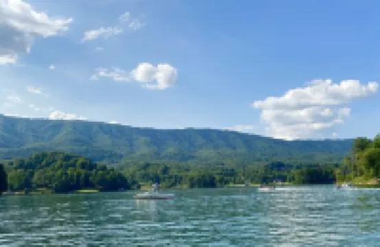 Cozy Mountain Adventure for All-Family, Friends and Furry Pups!