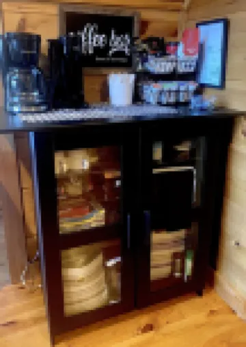 Cozy Mountain Adventure for All-Family, Friends and Furry Pups!