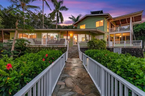 Kona Coast Original Beach Boys 9.5 acre Estate, Pool and Amazing Ocean Views