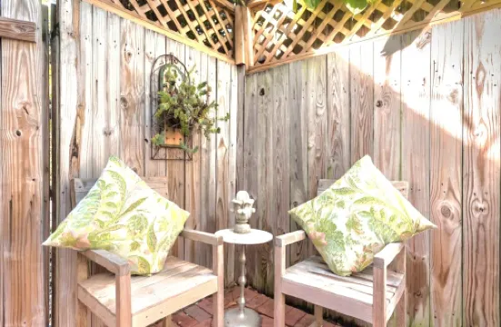 Carriage House, Forsyth Park, Pet friendly, private courtyard 🩷