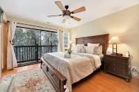 Exquisite Vacation Home with Hot Tub, EV Charger