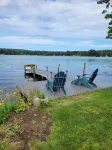 5 minutes to Peek n Peak, Large private yard, and on site Hot tub