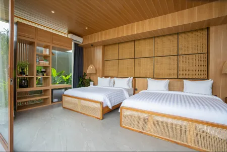 Anvilla Solo with private pool