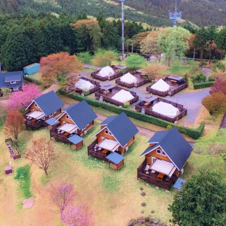 A Forest Resort Close to the Sky - Etowa Kasama