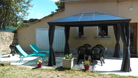 Gîte de Gab & Lyne Отели в г. Му-ан-Морван