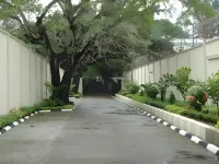 Colonades Hotel
