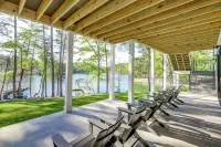 Brand New 6Br/6BA Luxury, 20Min to Clemson. Wooded Flat Lot/Firepit/Pool Table!