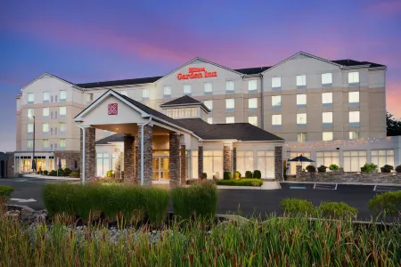 Hilton Garden Inn Valley Forge/Oaks Отели рядом с достопримечательностью «The Hill School»