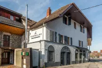 Les Tonnelles Hotels in Sevrier