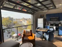 Newly Remodeled BOHO Condo - 1 Block to Mass Street!