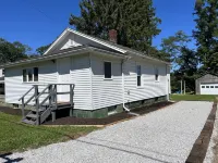 Rosko Ridge Cottage located minutes from GOTL and wineries