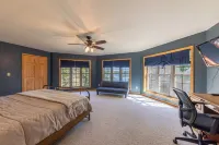 Family Cabin Near Mt. Itasca & Trails: Kayaks & Firewood Included