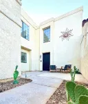 PETS STAY FREE! 2 bed/2.5 ba townhome on Golf Course in the Foothills of Yuma