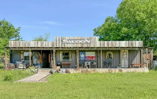 Star Gazing - Bon Fire Cabin in the Peaceful Country at Blue Eagle Retreat