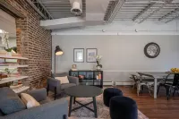Charming flat in the heart of Historic Old Town