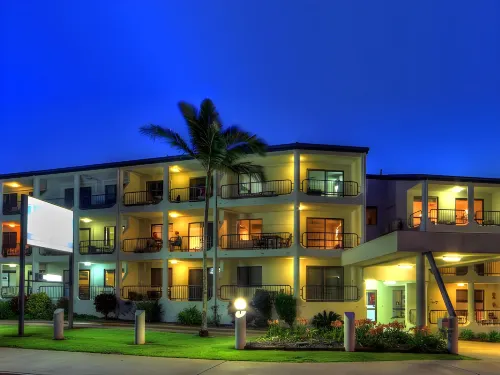 L'Amor Holiday Apartments Hotels in Emu Park