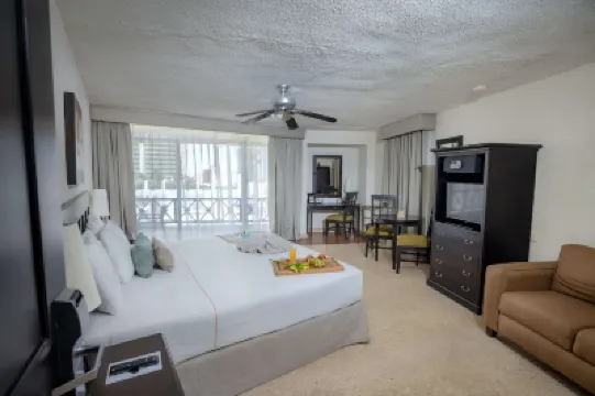 ベストウェスタン ホテル ポサダ フリーマン ソナ ドラダ のホテル