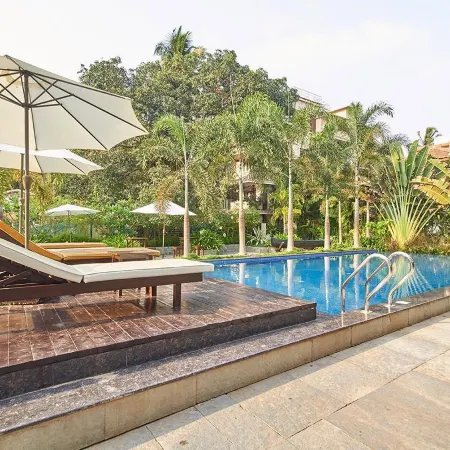 Sinq Beach Resort