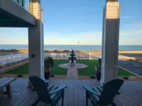 Glorious Ocean Breezes