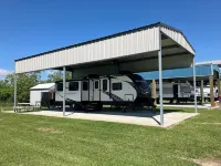 Peaceful, Quiet RV right near the beach @ Crystal Beach, Tx