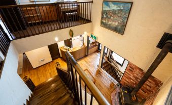 Alpine Lodge