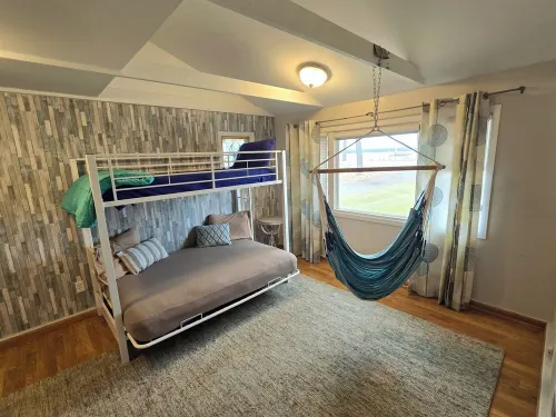 3 Bed Lake Home, Beach Vibes, Located on DL Strip! Hotels in Becker County