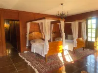 Large spacious and relaxing house with  pool, tennis and pond - up  to 16p: Deer Hotels in Monthou-sur-Cher