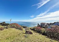 Panoramic Cape Cod Bay Views with Private Sandy Beach