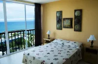 Spectacular Ocean View Condo Hotel di 