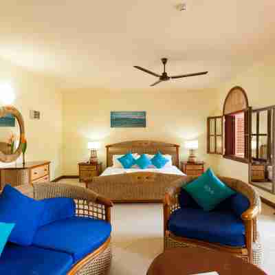 Castello Beach Hotel Rooms