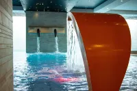 蒂沃裏酒店 - 泳池