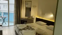 Cleopatra City Hotel - Private Pools